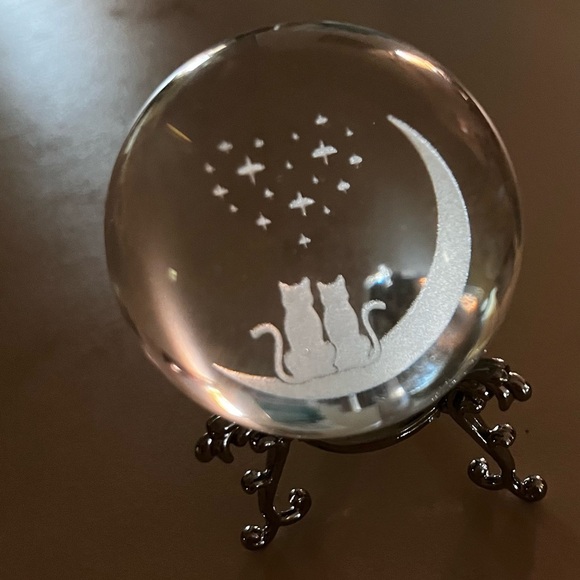 Crystal Ball With Two Cats On Moon Heart Stars With Stand - Picture 11 of 11